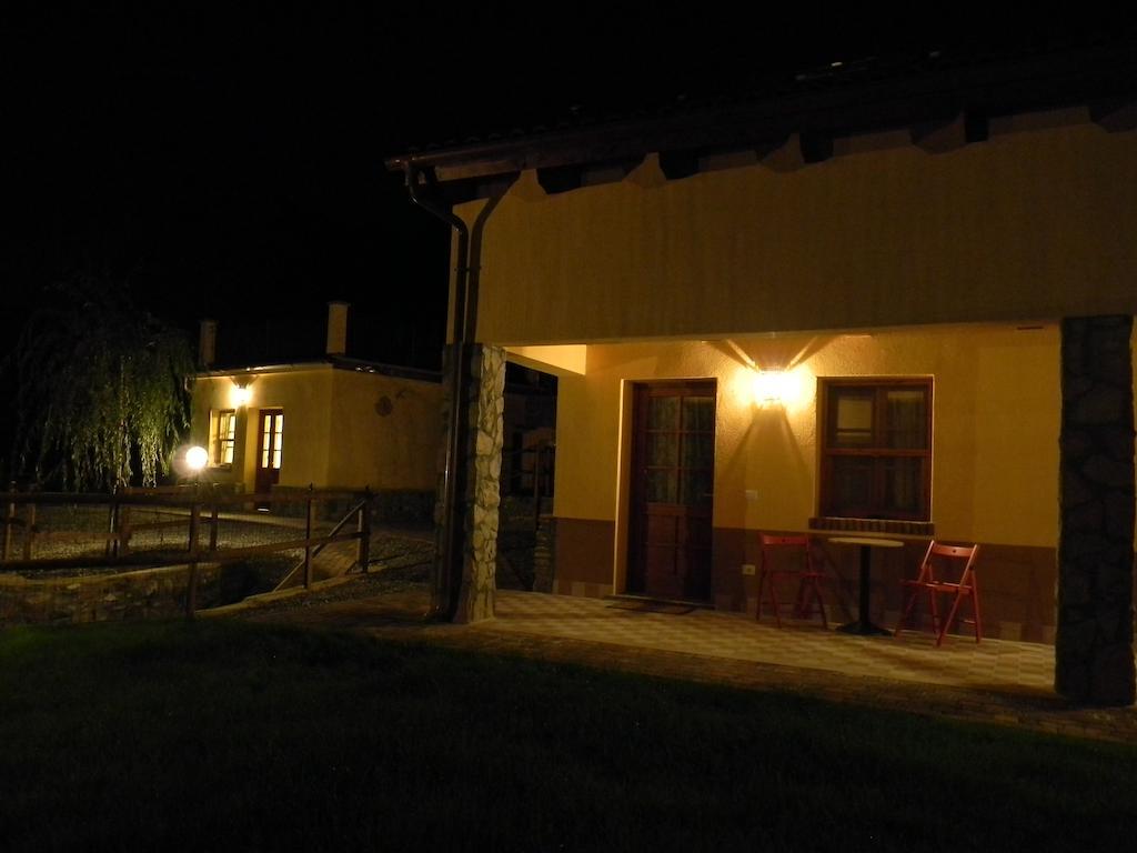 Agriturismo Rio Castello Marina dʼMarina dʼAndora Habitación foto